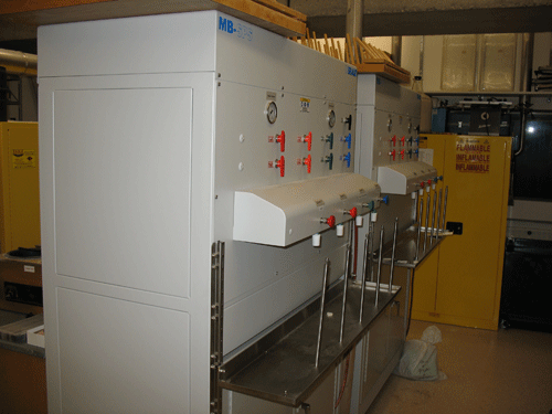 Solvent purification system